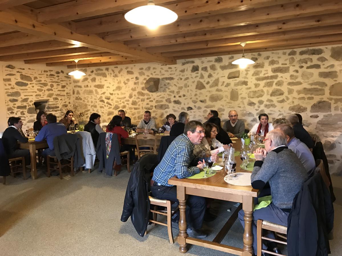 Mot suite au repas du club